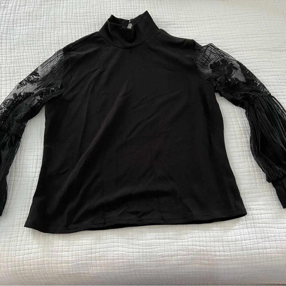 Black Fitted Long Sleeve Embellished Blouse - Picture 2 of 7